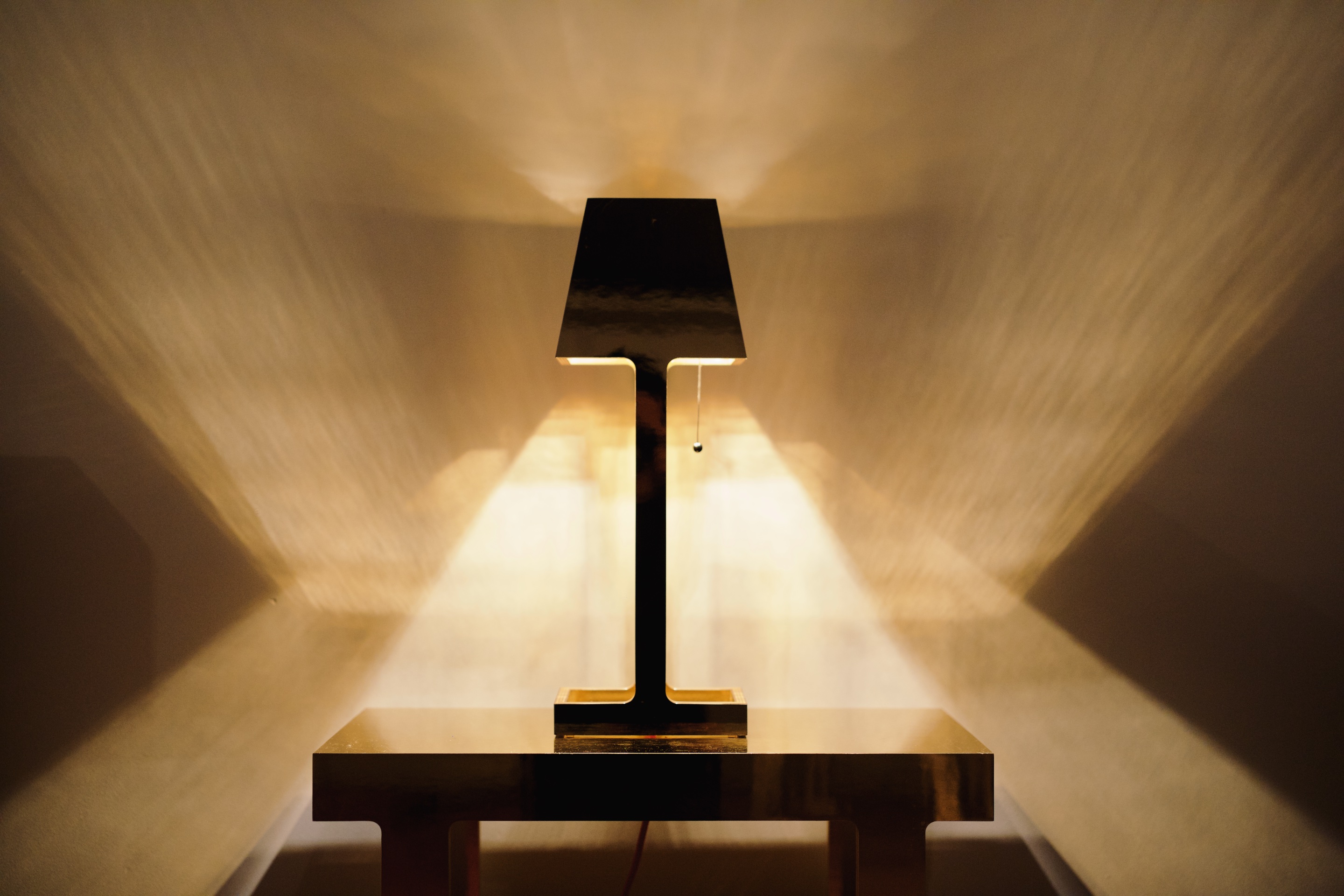 LLOVE LAMP, wannes royaards, lloyd hotel Amsterdam, lloyd hotel, dutch design